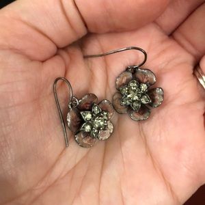 Beautiful floral earings